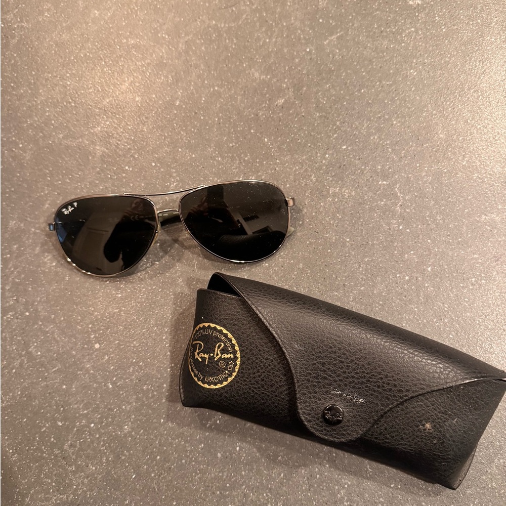Ray-Ban Silver and Black Aviator Sunglasses